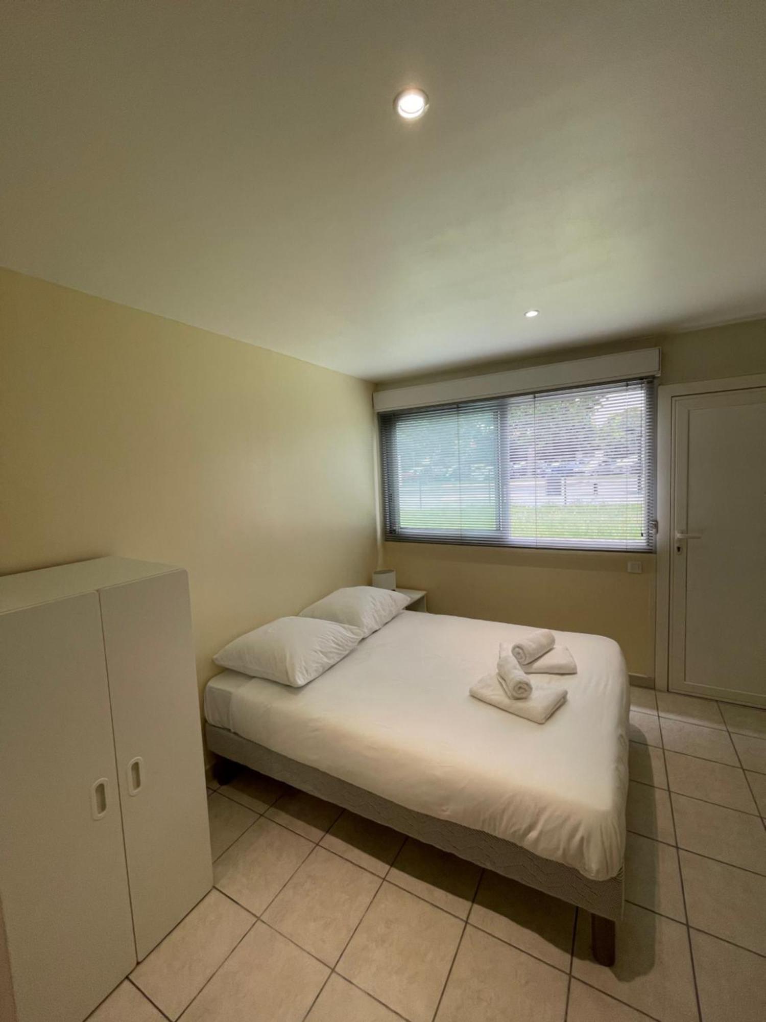 Appartement Ou Studio En Hyper Centre, Pour La Plage Et La Rue Pietonne Il Suffit De Traverser La Rue , Voir La Photo Principale Andernos-les-Bains Ngoại thất bức ảnh